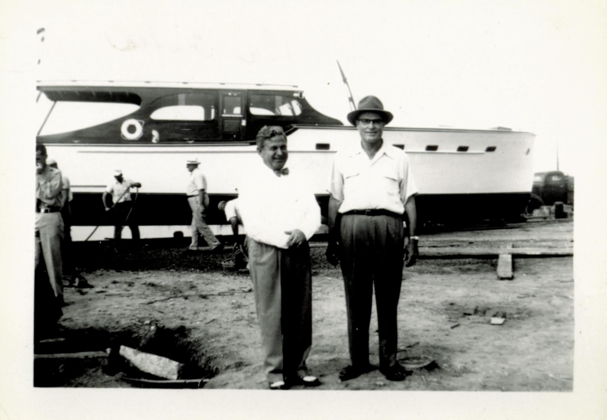 Bronza's Clients and Neighbors