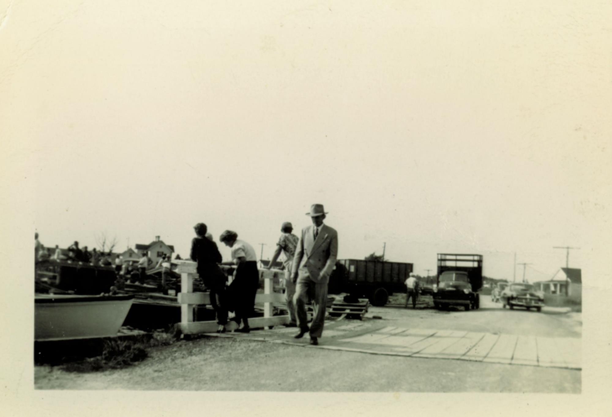Bronza's neighbors awaiting a launch. Undated.